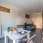 Magnifique 2 Pieces Au Coeur De Menton, Plages, Commerces Et Proximite Gares Menton