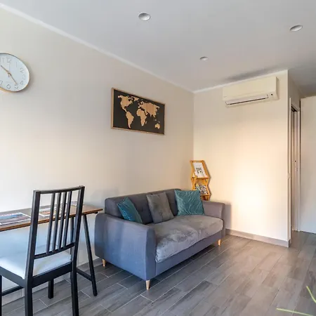 Appartement Magnifique 2 Personnes Au Cœur De Menton, Climatisé Et Proche Gares Routière Et Sncf, Totalement équipé