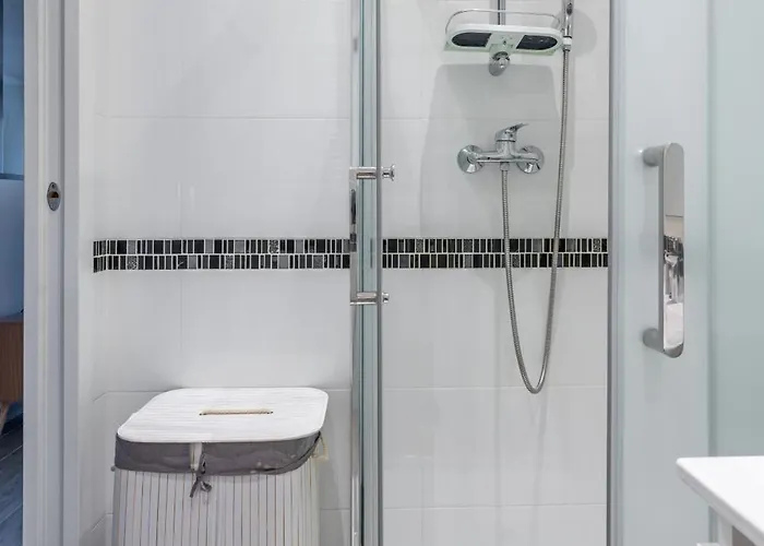 Magnifique 2 Pieces Au Coeur De Menton, Plages, Commerces Et Proximite Gares * מנטון