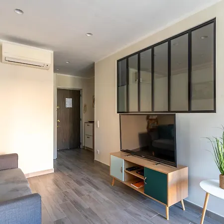 Equipe, 2 Personnes Au Coeur De Menton, Climatise, Proche Gares Routiere Et Ferroviaire, Fete Des Citron, *