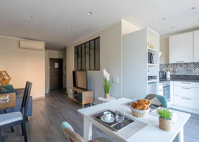 Magnifique 2 Pieces Au Coeur De Menton, Plages, Commerces Et Proximite Gares Apartamento *